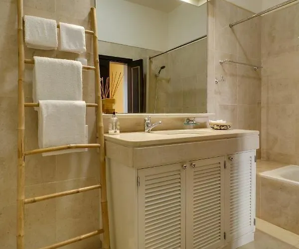 Dazk Golden Estate Pensjonat 4*