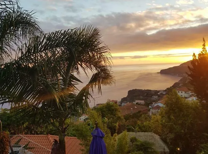 Gæstehus Dazk Golden Estate Ribeira Brava